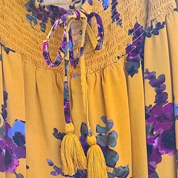 Terra & Sky Gold with Purple Flowers, Short Ruffled Bell Sleeves Tie Front Sz 1X - Picture 3 of 8